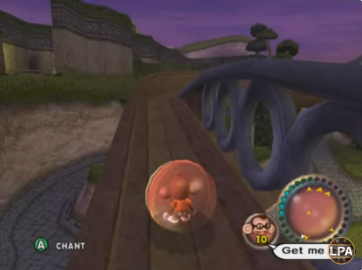 A screenshot of Super Monkey Ball Adventure, with the main character lost in a maze.